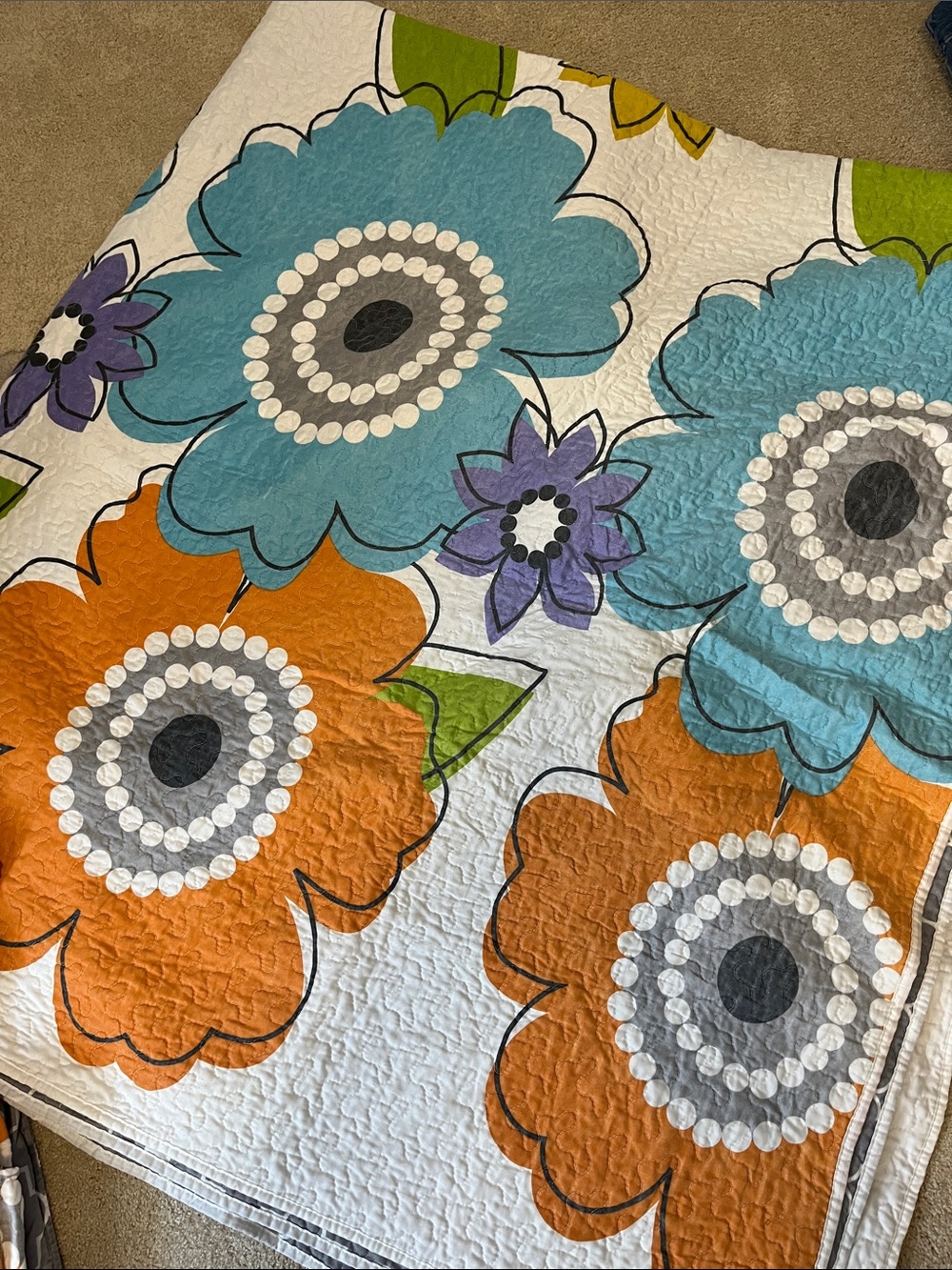 Vibrant Floral Quilt - Orange & Blue Flower Pattern